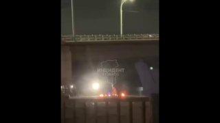 Кемеровчанка оправдалась за огненное полуголое шоу под мостом