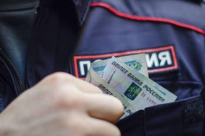 Оренбург: инспектор ДПС осуждён за взятку — 2 года колонии и штраф 200 тыс. ₽