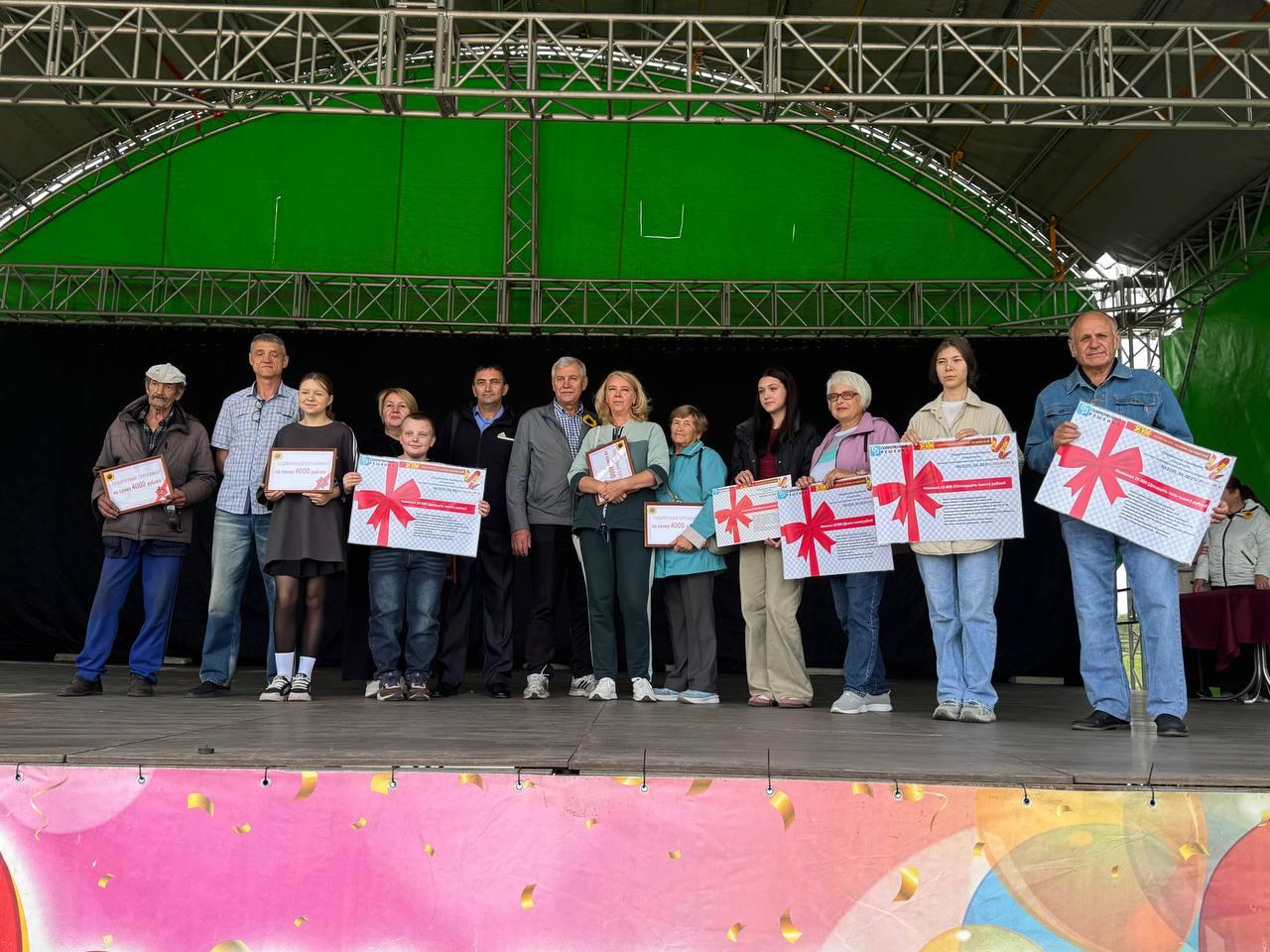 Подсолнух в Черногорске не дотянул до рекорда всего 5 мм. Ежегодный городской...
