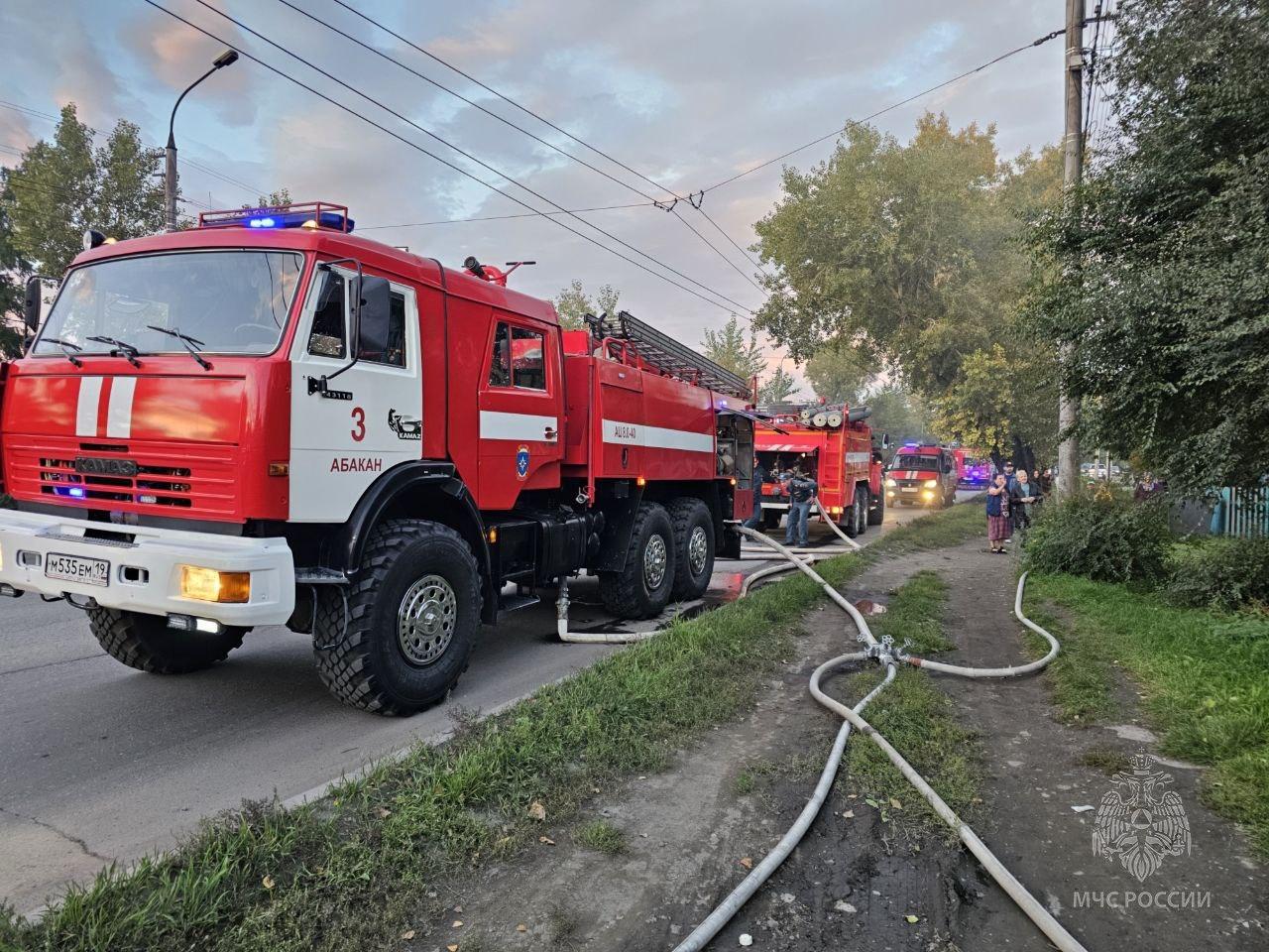За сутки потушено три пожара в Абакане и один в Алтайском районе