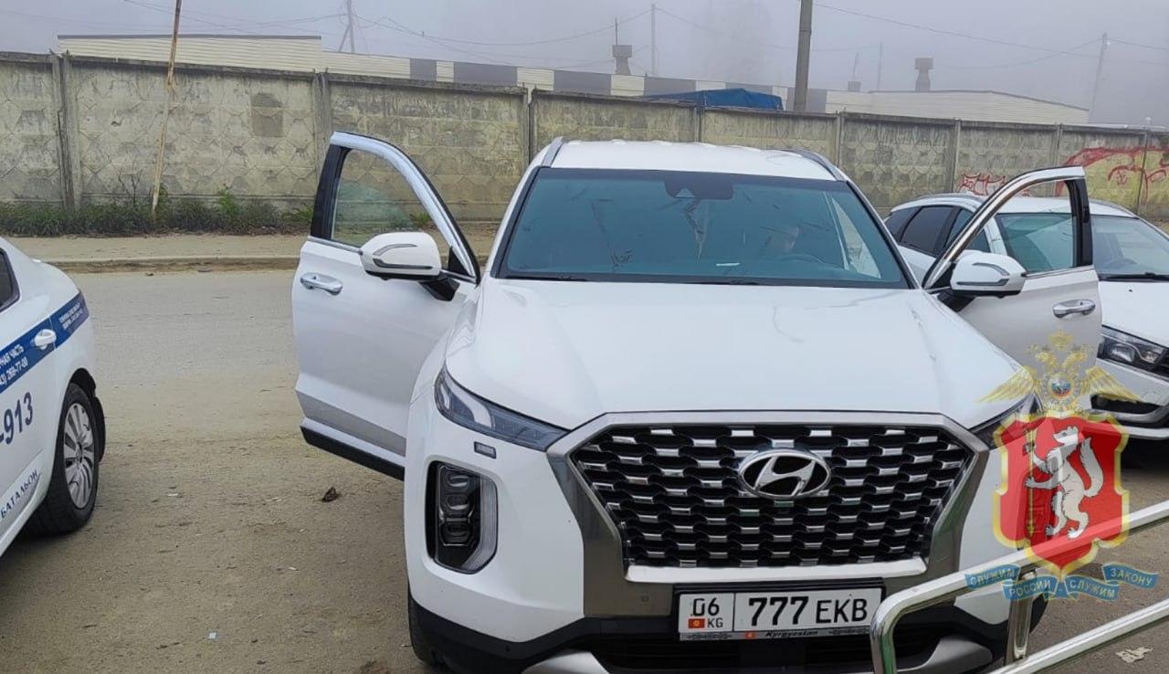 В Екатеринбурге наказали любителя тонировки Автомобиль «Hyundai Polisard» с...