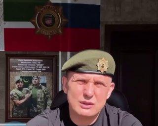 «Я, в отличие от вас, не сидел дома на диване. Я рисковал жизнью в окопах, в составе героического Батальона имени Шейха Мансура, вместе со своими братьями» – создатель общины дружбы народов обратился к Русской Общине