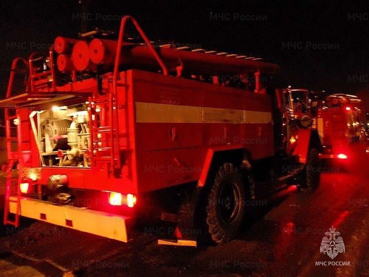 В деревне Верхи Дятьковского района загорелся частный жилой дом
