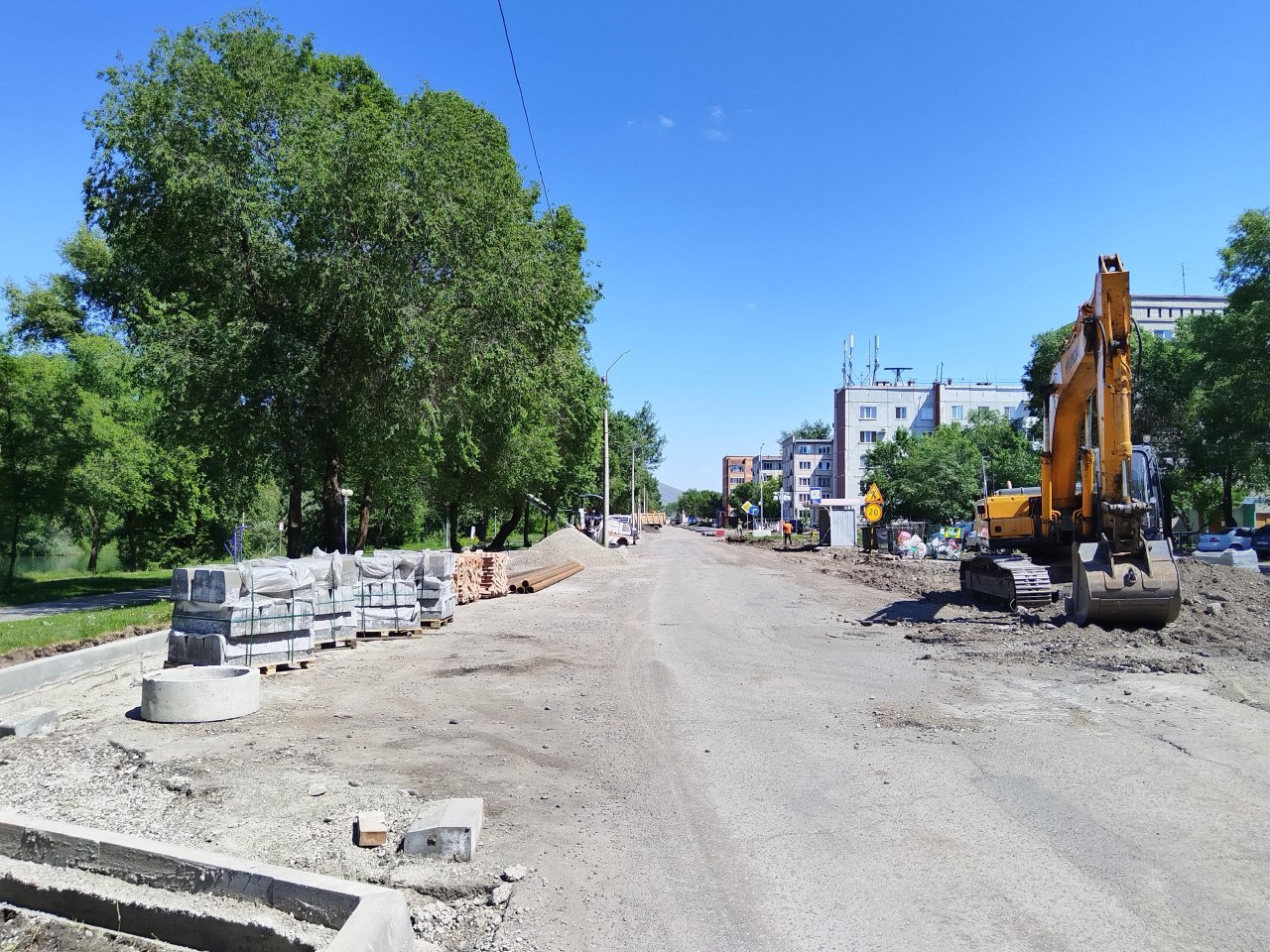 В Новокузнецке сотрудники полиции устанавливают обстоятельства ДТП, в результате которого погиб водитель мотоцикла 