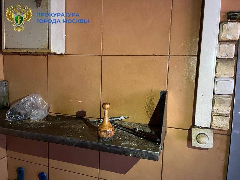 В Москве вынесли приговор по делу о массовом отравлении шаурмой