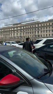«Ты меня наx*й послал, у*бан?»