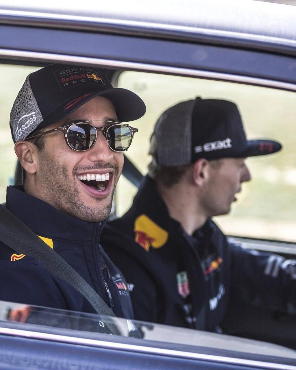 Red Bull показал кадры недавних покатушек лучшего гонщика Формулы-1 Макса Ферстаппена на... НИВЕ.