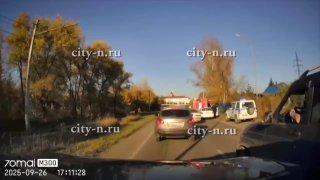 В Орджоникидзевском районе Новокузнецка машина врезалась в дерево с такой...