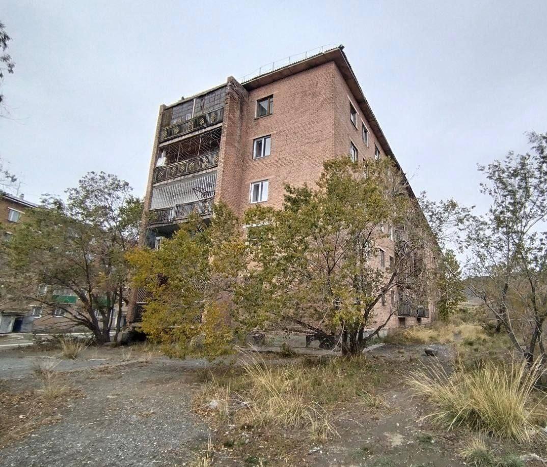 В Ак-Довураке подросток пырнул ножом друга во время пьяной драки