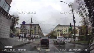 На перекрёстке проспектов Металлургов и Пионерский в Новокузнецке произошло ДТП.