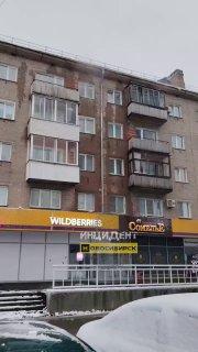 По адресу улица Богдана Хмельницкого, 4 произошёл прорыв отопления. Вода...