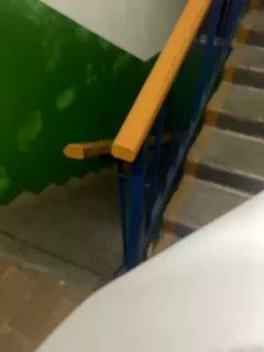 В Кызыле соседка засняла на видео избиение матерью ребёнка. В многоквартирном...