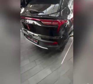 Тюнингованный «Москвич 3» автоблогера Эрика Давидыча сгорел - автомобиль...