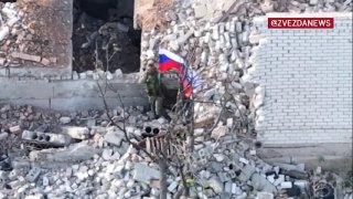Наш флаг в Федоровке — кадры освобождения села на севере ДНР. Населенный пункт зачистили военнослужащие 85-й отдельной мотострелковой бригады группировки войск 