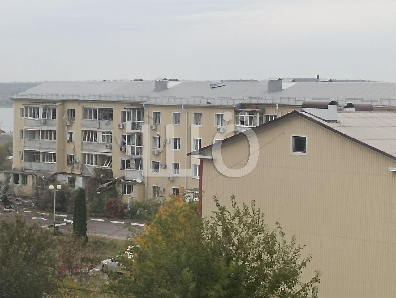 Повреждён многоквартирный дом рядом с ФОКом