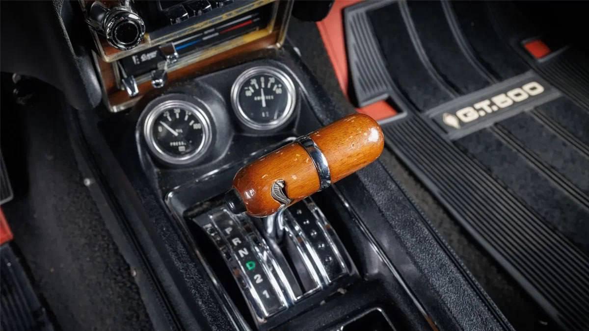 Один из последних Shelby GT500 первого поколения выставили на аукцион.
