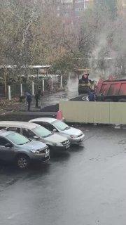 С приходом снега в Кузбассе начали укладывать асфальт. Технология! 🇷🇺...