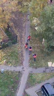 В ЖК Новое Марфино строители не смогли договориться, как снимать фанерные...