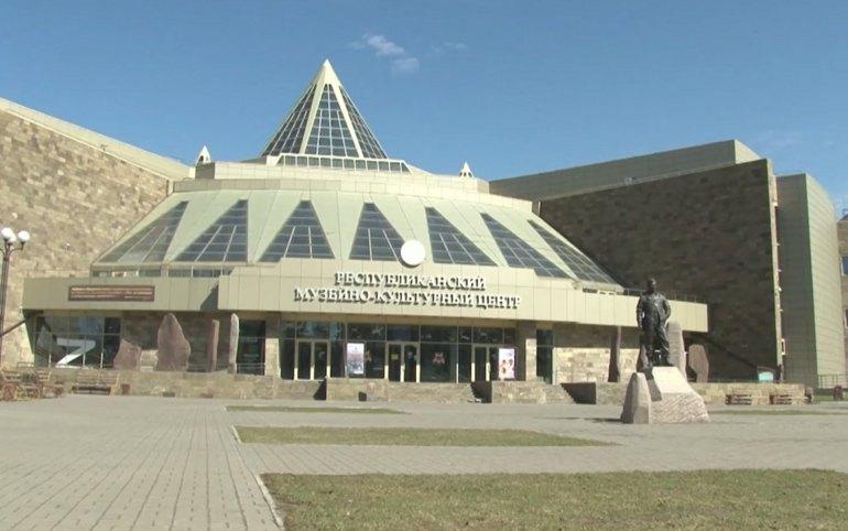 На универсальный концертный зал в главном музее Хакасии потратят 850 млн...