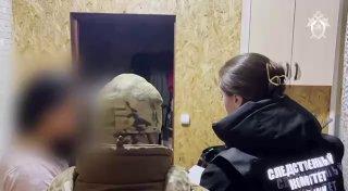 Полицейский похитил «гробовые» у жены погибшего на СВО