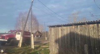 В Тасеево сотрудники МЧС ликвидировали пожар в хозяйственных постройках,...
