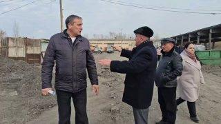 «Я не люблю, когда неровненько»: журналистам показали место, где будет зимовать наплавной мост