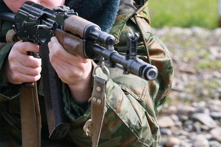 В Подмосковье солдат-срочник расстрелял сослуживцев