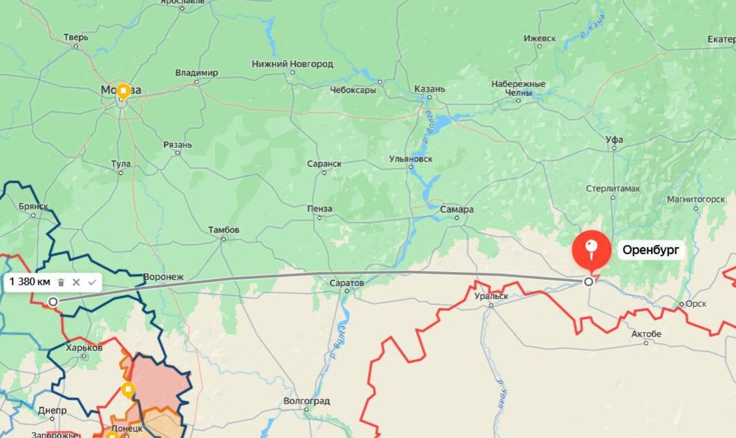 В Оренбурге дроны атаковали газоперерабатывающий завод Газпрома, сообщил губернатор области Евгений Солнцев.