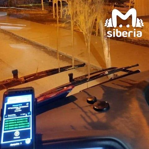 Подростки закидывают яйцами и снежками автобусы в Новосибирске. Хулиганы...