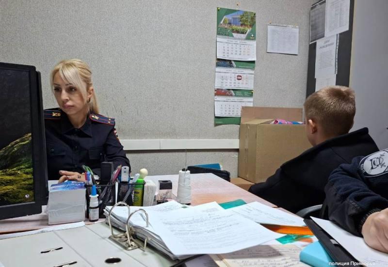 👮‍♂️ Полиция наказала родителей подростков, которые ездили на мопедах без прав в Артеме