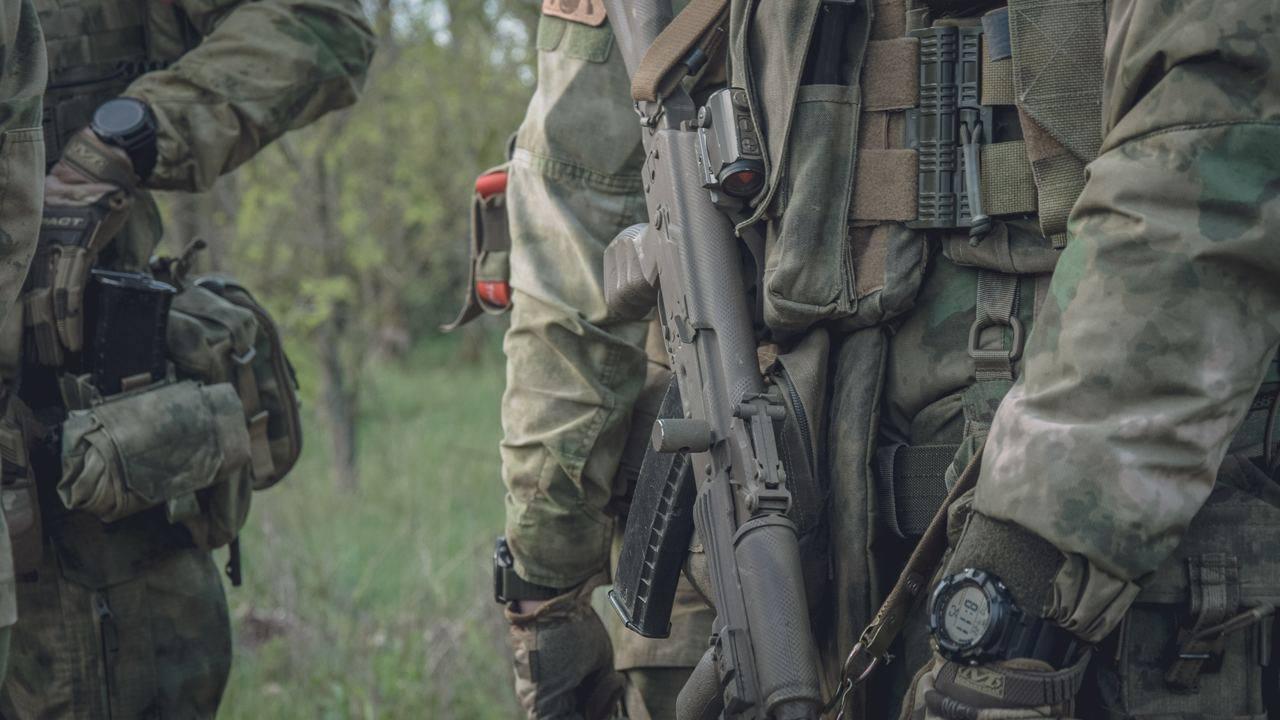 В Красноярском крае задержали четверых человек за уход из зоны СВО. Силовики...