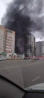 Новотроицк: пожар на стройплощадке на ул. Советской, крановщик спасён