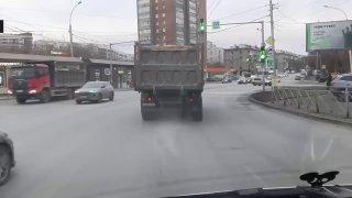 Так вот откуда берётся пыль в Новосибирске 🌇 Источник: ЧП Новосибирск