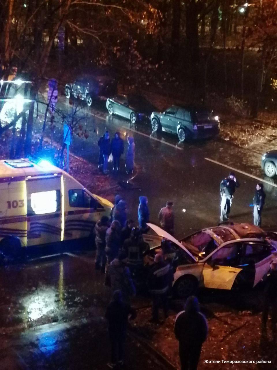 Автомобиль взорвался после чистки кондиционера на улице Немчинова рядом с парком «Дубки»