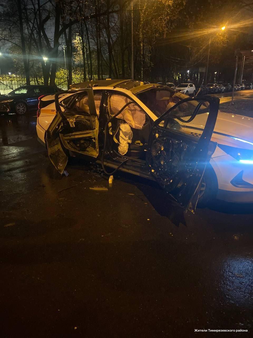 Автомобиль взорвался после чистки кондиционера на улице Немчинова рядом с парком «Дубки»