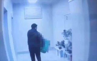 На доставке ты не гость — унеси хотя бы гвоздь цветок Так подумал курьер и...