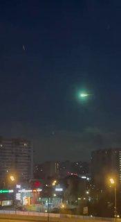 Над Москвой взорвался метеорит и засыпал обломками Тверскую и Новгородскую области.
