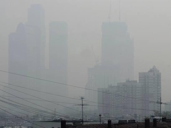 «Желтый» уровень опасности из-за тумана объявлен в Москве в ночь на...