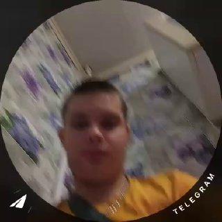 В карельском Беломорске 15-летний парень позвал домой приятеля-инвалида,...