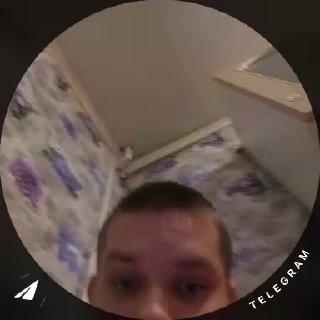 В карельском Беломорске 15-летний парень позвал домой приятеля-инвалида,...