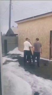 Если ваша вечеринка не похожа на эту, то даже не зовите меня. Осторожно,...