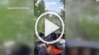 Бывший специалист опеки и попечительства и три местные жительницы признаны виновными в мошенничестве с деньгами опекаемых детей. Каждая незаконно сняла с их счетов от 2 млн до 9 млн рублей. 