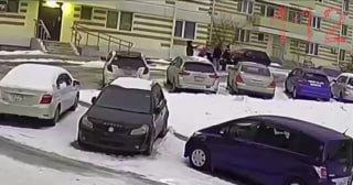 Подростки травили второклассницу с лишним весом более полугода, а в один из дней избили её втроем.