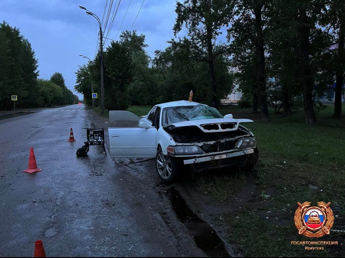 Под Новосибирском «Тойота» насмерть сбила пешехода, идущего по трассе