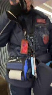 Контролёр в Москве высадила из трамвая мать с маленькими детьми