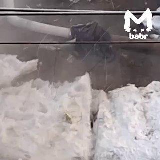 Фекальную аварию на Карла Либкнехта до сих пор не устранили.