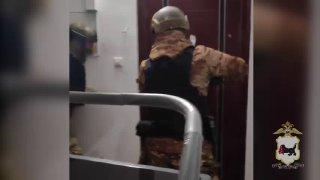 В Иркутске полицейские задержали мужчину за сбыт наркотических средств