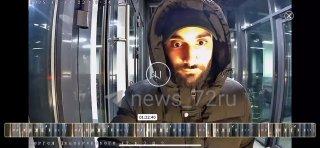 В Тюмени бородачи вырвали дверь в только построенном ЖК, чтобы забрать...