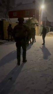 В Рязани лишили гражданства одного из лидеров армянской ОПГ. По данным...