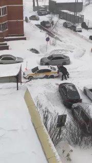 Москва УТОНУЛА в снегу — на столицу обрушился мощнейший циклон «Фрэнсис».